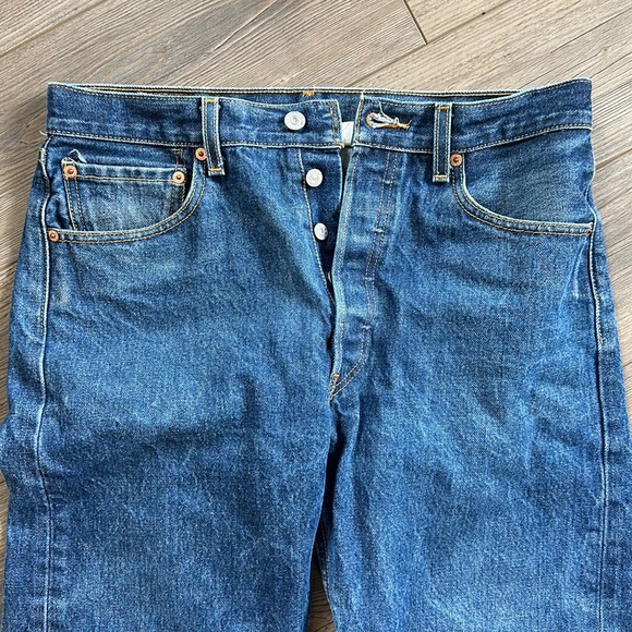 Vintage Levi 501 - Picture 5 of 9